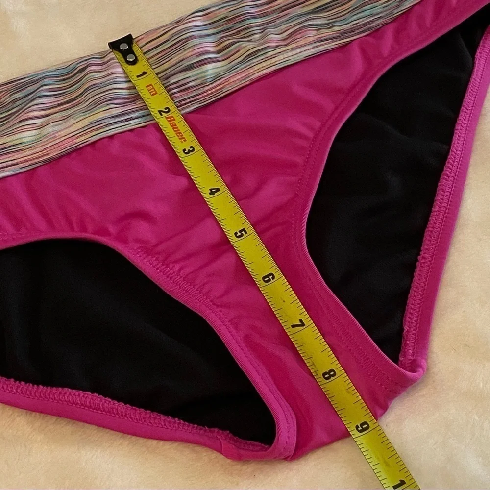 TYR / Arvada Riva Classic Bikini Bottom Size M(8)